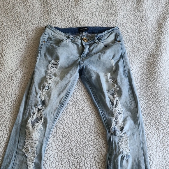 Jeans - Picture 2 of 6